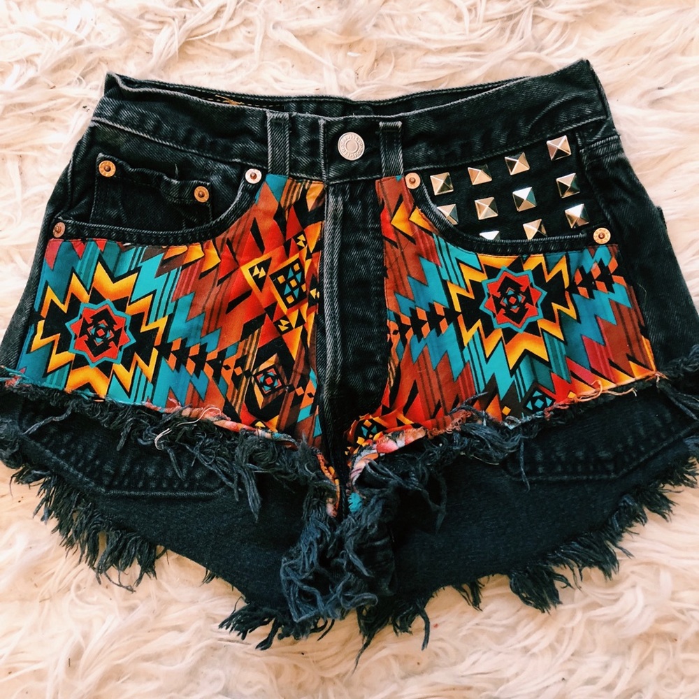 Levi’s Black High Waisted Shorts